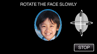 Opptak Registrering av personlig godkjenningsinformasjon for ansikter 6 Rett kameraet mot motivet Ved å registrere ansiktet på forhånd kan ansiktssporingsfunksjonen justere fokus og lysstyrke