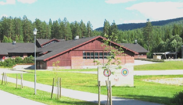 KOPPANG BARNEHAGE Skal bidra til at alle barna: Blir trygge. Blir glade. Får tro på seg selv. Får omtanke for hverandre. Blir stolte over å bo i Stor-Elvdal. 1.