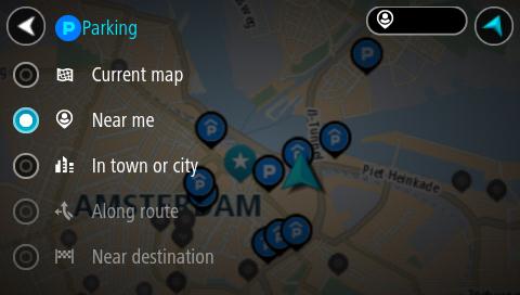 Kartet åpnes og viser hvor det finnes parkeringsplasser. Hvis en rute er planlagt, viser kartet parkeringsplasser nær reisemålet ditt.