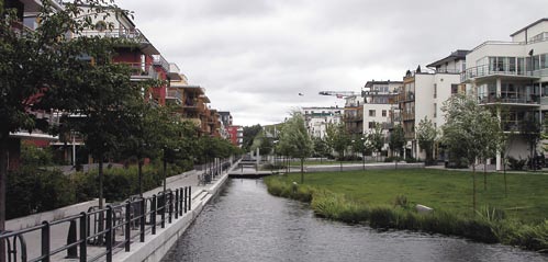 Sickla kai er en sentral del av Hammarby sjøstad. Området er ferdig utbygd og inneholder 1000 byboliger som grenser ut mot fint opparbeidde grøntområder, men påkosta gangveier med vann i sentrum.