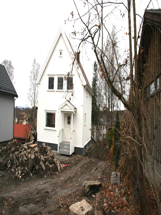 RØA Enebolig- under renovering gnr. 27, bnr. 250, snr.