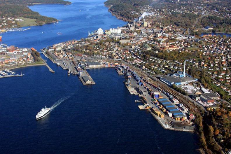 Scandinavian Shipping & Logistics Moss Stor container operatør i Moss havn Håndterer ca