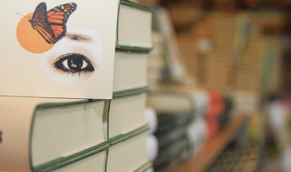Litteraturabonnement Litteraturabonnementene sikrer at innkjøpsbøkene blir tilgjengelige i flere bokhandler.