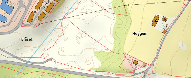 ROS-ANALYSE REGULERINGSPLAN FOR BRÅSET ØST, RØYKEN KOMMUNE 9 Under fyllmassene er det påvist leirig silt/siltig leire over fjell eller et tynt lag med friksjonsjordart til fjell.