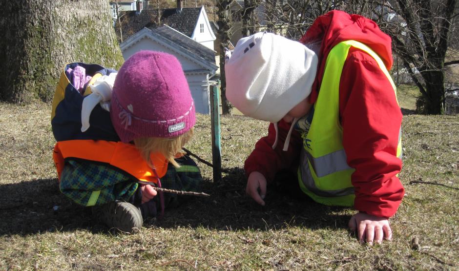 3. Barnehagens tiltak i forhold til Rammeplanens målsetninger Barns medvirkning Barna skal ha rett til medvirkning tilpasset alder og forutsetninger (Barnehageloven 1 Formål, 2 ledd) Barna i