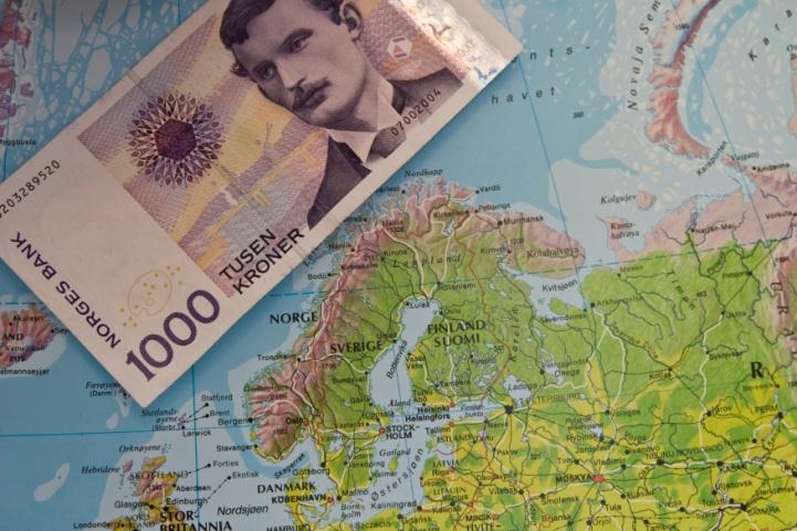 En rikere befolkning stiller nye krav til kommunen Det norske samfunnet har hatt en betydelig økonomisk vekst de senere årene.