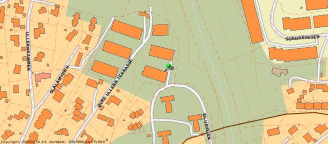 Øvre Ullern Terrasse 49 Røa er et boligstrøk og tidligere bydel nord for Ullernåsen og øst for Lysakerelva i den vestlige delen av Oslo, og grenser til Bærum i vest.