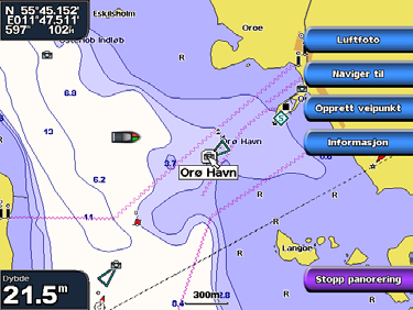 Bruke kart Merk: Bruk skala (+/-)-knappene (GPSMAP 4008/4012) eller trykk på - og -knappene (GPSMAP 5008/5012) for å zoome inn og ut mens du ser på flyfotoer på full skjerm.