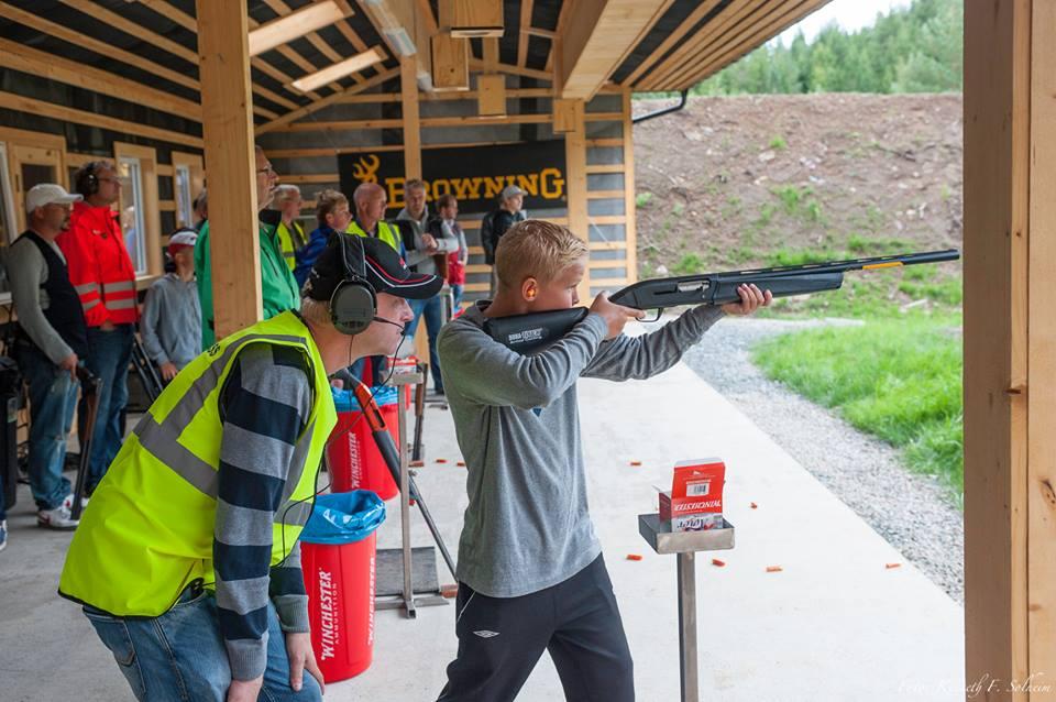 Grunnet den store responsen som vi opplevde på banen har vi gjort en henvendelse til kommunen om å få justert tider og muligheter for å kunne skyte noe mer.