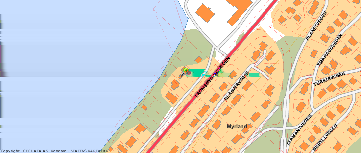 Nabolagsprofil Tromsøysundvegen 258 TRANSPORT VARER/TJENESTER Tromsø lufthavn 10,0 km Amfi Pyramiden Amfi Veita 5,5 km 6,0 km SPORT Lunheim vest Lunheim balløkke grus Kroken sør løkke grus Studio 7 S.