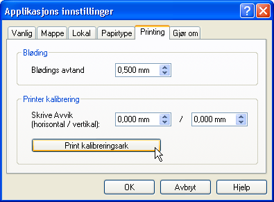 4. Ta arket ut av printeren. Brett arket over midten på langs og på tvers. Den prikkete linjen viser de gjeldene kalibreringsinnstillingene. 5.