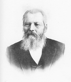 B. O. Dahly (Bjørgulv Osmundsen Dale) 1823-1895. Innehaver av Dahlys Emphorium, se nedenfor. Medlem av R.H.K. fra 7. mars 1866. Han var også en tid Erkedrott. «Nora» losje No.