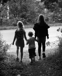 Foster care - an opportunity for young children: A longitudinal and prospective study of foster children s attachment and development Heidi Jacobsen Hovedveileder: Vibeke