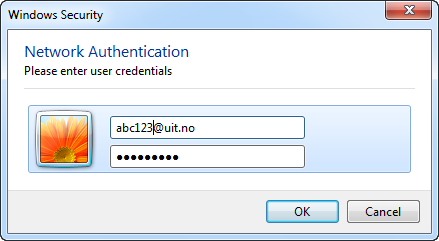Skriv inn brukernavnet ditt etterfulgt av @uit.no i feltet for Brukernavn og deretter passordet (brukernavnet abc123 er bare et eksempel). Enter your username with @uit.