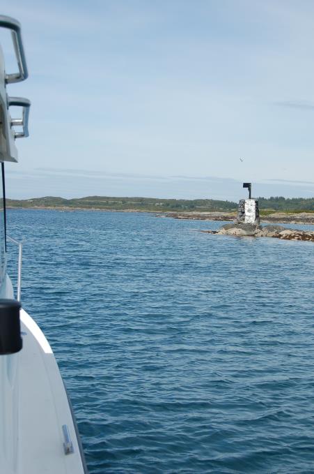 MARITIM OPPLÆRING Båtførerprøven Båtførerprøven inneholder ferdsel på sjøen, sjømannskap, sjøveisregler, kartseilas og førstehjelp. Kurset består av teori, kartseilas og andre praktiske oppgaver.