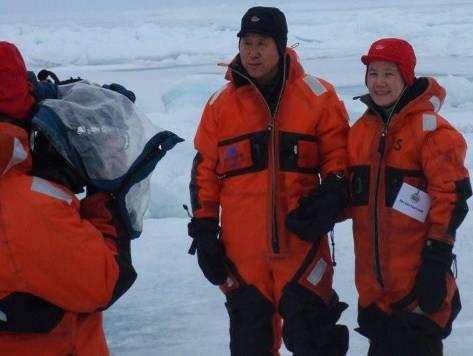 Samarbeidet mellom Sysselmannen, Mattilsynet i Tromsø og Longyearbyen sykehus ved lege og helsesøster har fungert utmerket.