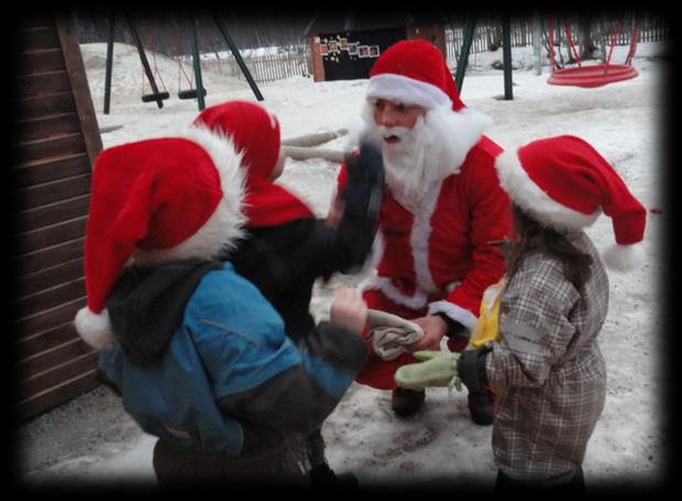 Tema i desember: Advent og jul Mål: Ivareta juletradisjonene på en måte som ikke oppleves som stressende for barna. Desember er en hektisk tid for mange familier.