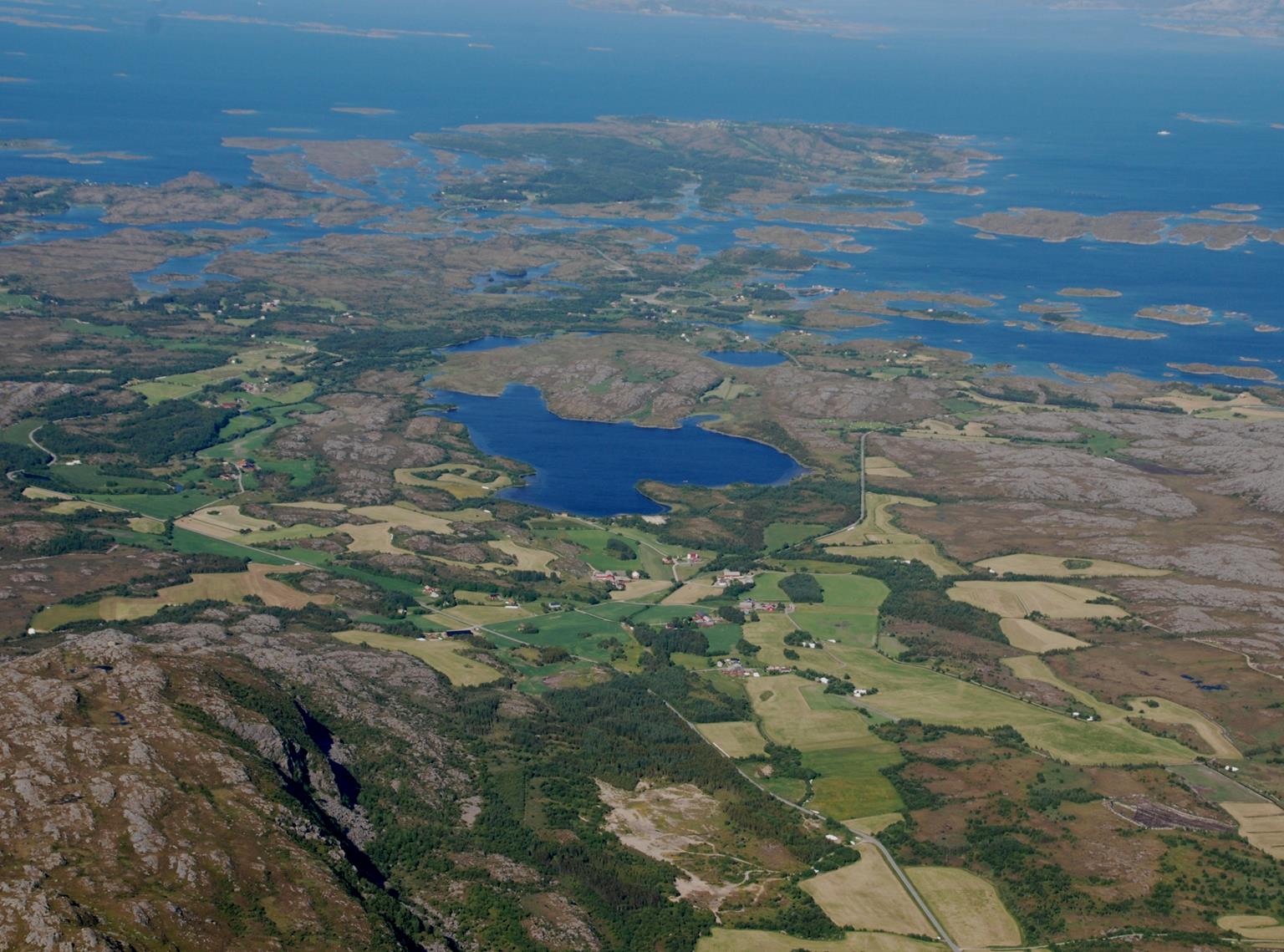 Friområde i beitesesongen Friområde i jakttida Fjerner vi det ene friområdet og tillater jakt