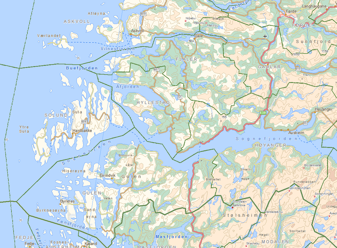 SAMFUNNSØKONOMISKE VIRKNINGER AV SAMFERDSELSINVESTERINGER 45 Figur 4.4: Tenkt beliggenhet for den faste forbindelsen ved Sognefjorden mellom Oppedal og Lavik.