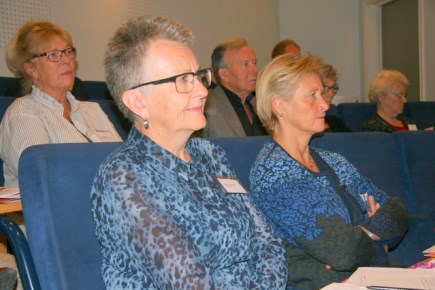 7 President Rolf Thingvold ledet hele konferansen på en fortreffelig måte og introduserte Ordfører Olve
