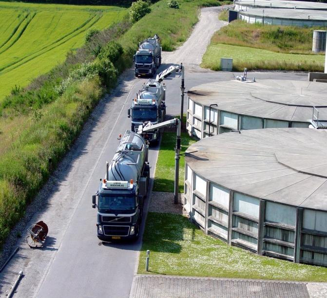 Lagertanken leies så ut til biogassfabrikken for en pris per m 3 lagervolum som dekker alle kostnadene ved tanken.