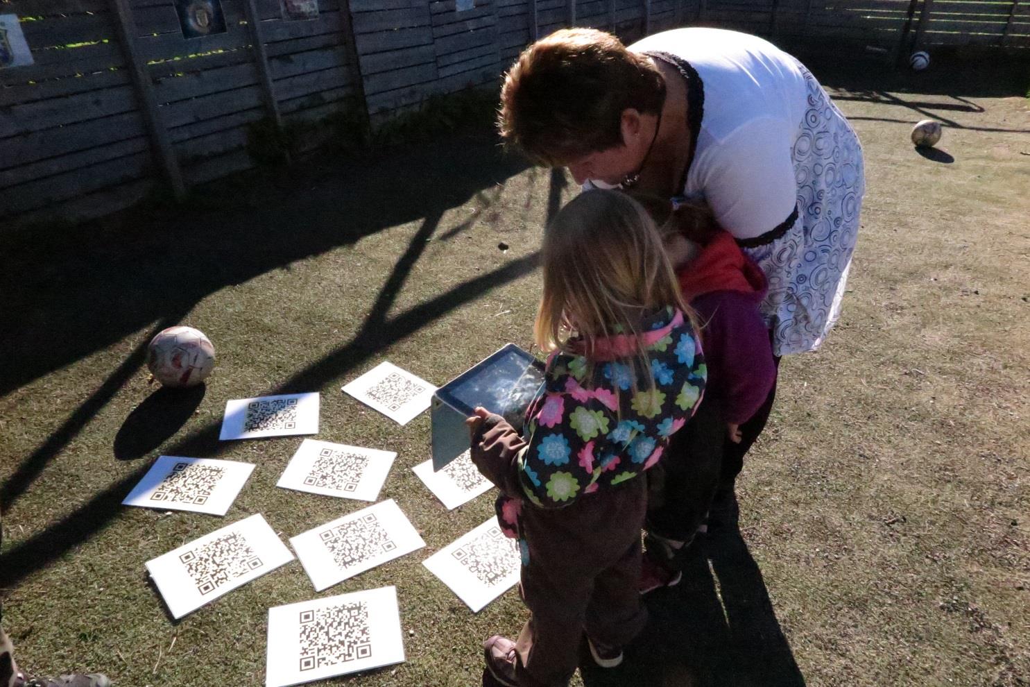 Ideer til bruk; - QR røris - Adventskalender - sangkort -