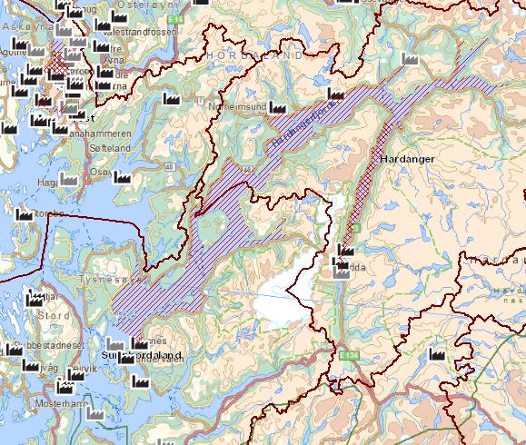 Figur 19. Plassering av større industrianlegg (lysgrå betyr nedlagt). Område markert med rød strek viser område som har kostholdsråd.