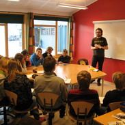 Handlingsplan for den kulturelle skolesekken i Bodø Kommune 2008-2012 Den kulturelle skolesekkens mål for perioden: Sikre et profesjonelt kulturtilbud til alle elever i grunnskolen Legge til rette