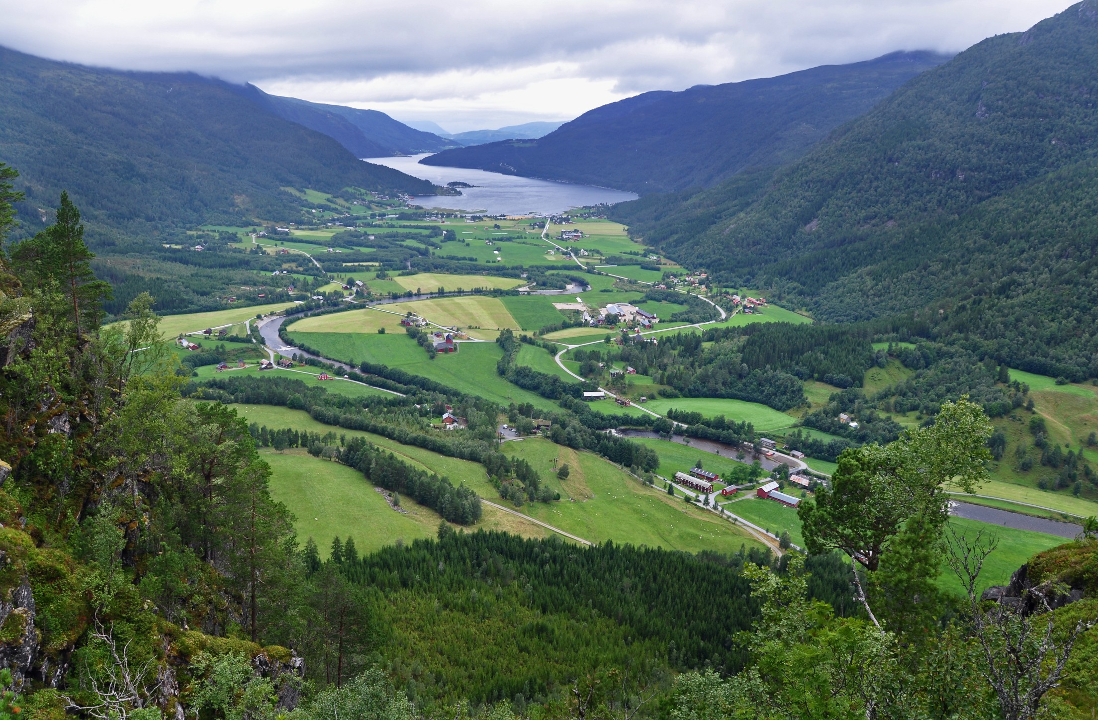 Årsmøte i Landbruk Nordvest vert halde onsdag 14. april kl 11.00 på Skarstua ved Molde. Årsmøtet er bare for utsendingar valt på medlemsmøta.