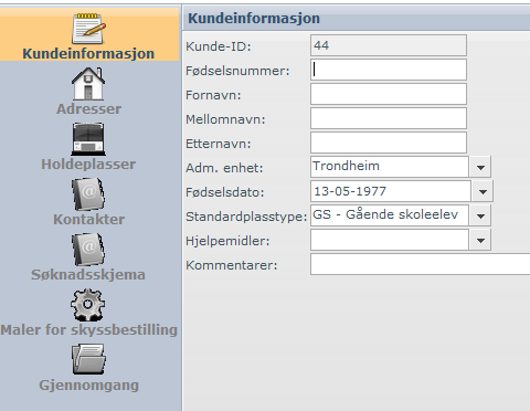 1 2 3 4 5 6 7 1.Kundeinformasjon Som Standardplasstype velges det Gående skoleelev for alle elever.