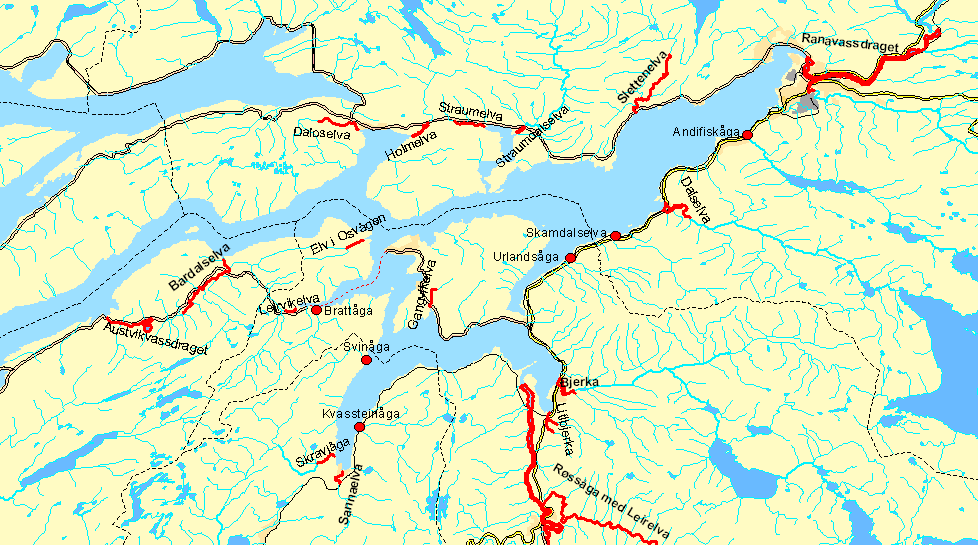 Fiskedammer og røyevann i nedslagsfeltet til Ranaelva er en mulig smittekilde. Til å avdekke fiskedammer er det benyttet ortofoto.