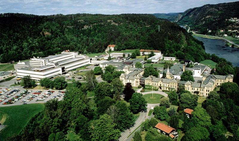 Sørlandet sykehus HF ca. 500 senger Arendal ca.