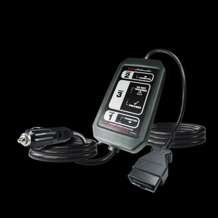 Glimrende backup strømkilde ved batteriskift på nyere biler Kobles sikkert til bilens diagnosekontakt og bevarer alt lagret minne Internt