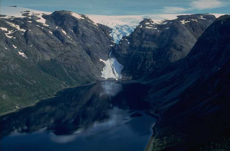 Regionkontoret i Nord-Troms Kompetanse for kvalitet Strategisk plan for etter- og videreutdanning av lærere og