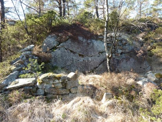 Den vestre delen var opphavleg husmannsplassar under garden Hovstad.