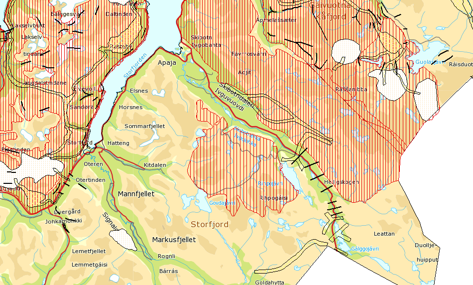 Figur 4. Kart som viser sommerbeiteområdene til Helligskogen reinbeitedistrikt (loddrette linjer). Viktige flytt- og trekkleier på tvers av Skibotndalen er markert med tykke sorte linjer.