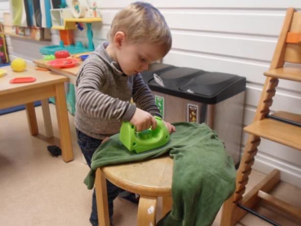 Innhold 1. Årsplanarbeid Årsplanens grunnlag Kidsa barnehager pedagogiske plattform Kidsa barnehager pedagogiske grunnsyn 2. Om barnehagen Barnehagens mål Barnehagens egenart 3.