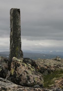 sagn fra Hardangervidda forteller at det ble brukt liner på vannet under fangsten. Taurester og steinsøkker funnet på Sumtangen har vært tolket som rester etter slike liner (Blehr 1971:93-94).