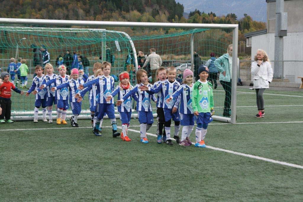 oss INKLUDERENDE Plass til alle Plass til