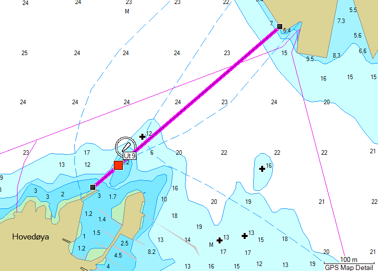 FARLED INDRE OSLOFJORD 47 (78) dette området (se Figur 6). Av figuren (Figur 6) kan det beregnes at tverrsnittsarealet ved utdypingen på Ut 9 øker med ca.