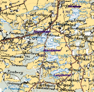 Innsjøen er relativt liten og grunn. Bunnforholdene er preget av bløt, svart gyttje, og har innslag av kalkmergel.