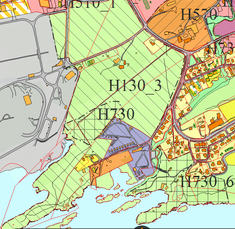 Kommuneplanens arealdel vedtatt juni 2014. Kartet viser restriksjonslinje flyplass ( ).