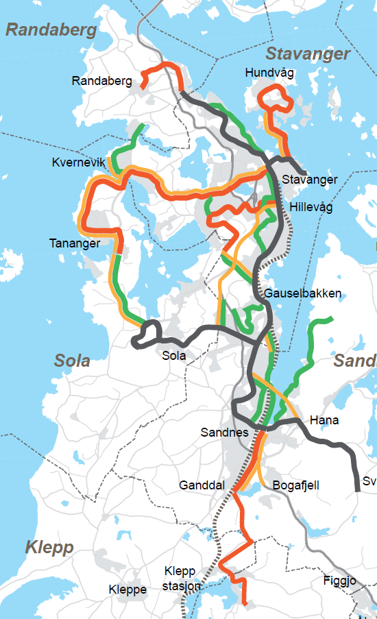 FORHOLDET MELLOM REGIONALE OG KOMMUNALE PLANER Tre vedtatte regionale planer anses i høy grad styrende for kommunenes arealpolitikk.