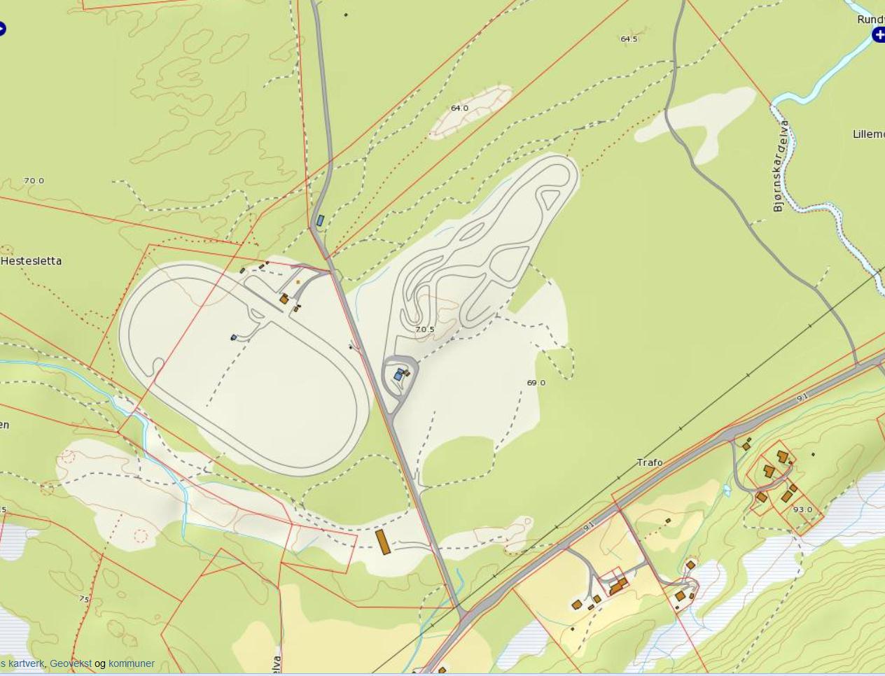 02 Planfakta Planområdet ligger på Ramfjordmoen i Tromsø kommune, nærmere bestemet mellom Ramfjordmoen motorstadion og