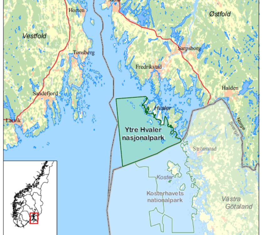 Nasjonalparken ligger i Hvaler kommune og Fredrikstad kommune, hvorav 94 prosent ligger innenfor Hvaler kommune (Fylkesmannen i Østfold 2011). Nasjonalparken omfatter ca.