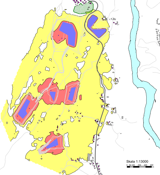 STØYUTREDNING 15 (28) 7.1.1 Støysonekart og fasadenivåer, døgnekvivalent nivå (L den ) Figur 4: Støysonekart L den for drift mandag-torsdag. Grenseverdier iht.