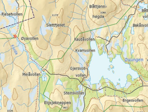 t.v.: Det er fire separate hytter/seterbuer på Øyavollen, der omsøkte tiltak er merket med runding på kartet (brun hytte lengst bak, se foto nedenfor) Opplysninger til saken fra Holtålen kommune (ref.