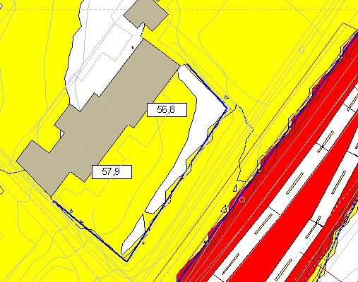 4.5 Lokal skjerm på uteplass til Mosseveien 124A og B Den generelle trafikksituasjonen på Furnesvegen, uavhengig av utbyggingen av Børstad idrettspark, gir høyere støynivåer på uteplassene i