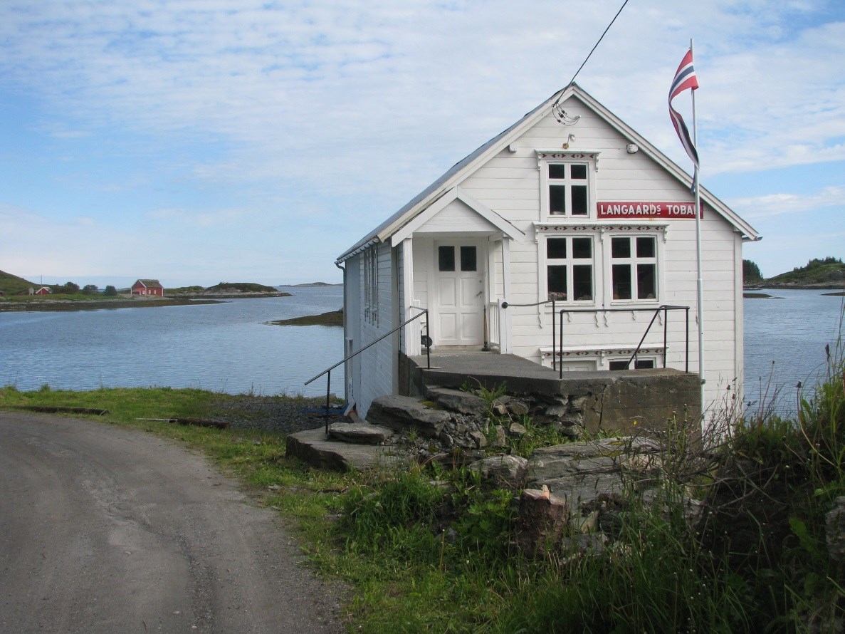 Vikan Handelstad, Fræna. Foto: Anita Hector. 6. GJENNOMFØRING AV PLANEN Fylkeskommunen har ein sentral rolle som regional utviklingsaktør.