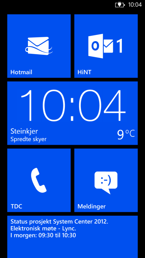 Bruk av Outlook på mobilen På startskjermen vil du se om det har kommet e-post. Et tall på Outlook-flisa viser antall uleste meldinger. Ved å trykke på den, kommer du til innboksen.